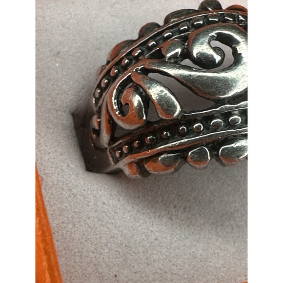 Scroll open work thick domed sterling silver ring band size 7.5 - Picture 3 of 7